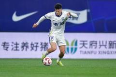 记者：萨尔瓦多今日参与津门虎训练，完成轻度跑动恢复